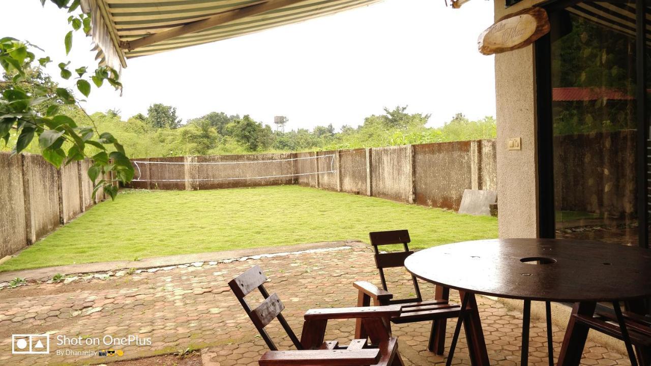 Chalet Ahaz, The Place Of Privacy With Outside Sitting Karjat Exteriör bild